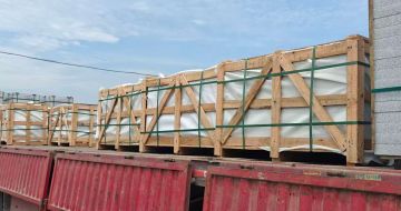 汉中 芝麻白花岗岩地铺石出口专车-泰国游