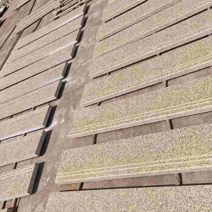 汉中 黄金麻花岗岩光面楼梯踏步