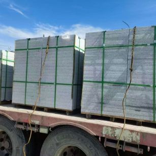 汉中 芝麻白花岗岩地铺石装车日常