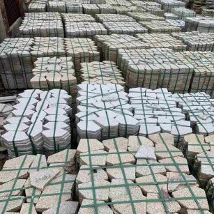 汉中 黄金麻白麻花岗岩荔枝面地铺石(冰裂纹)