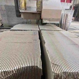 汉中 车间生产日常，黄金麻白麻花岗岩