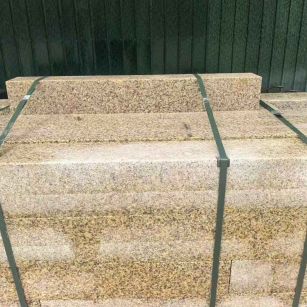 汉中 黄金麻花岗岩石材机切面栏杆料半成品