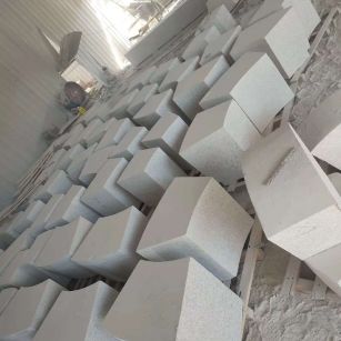 汉中 白麻花岗岩异形坐凳