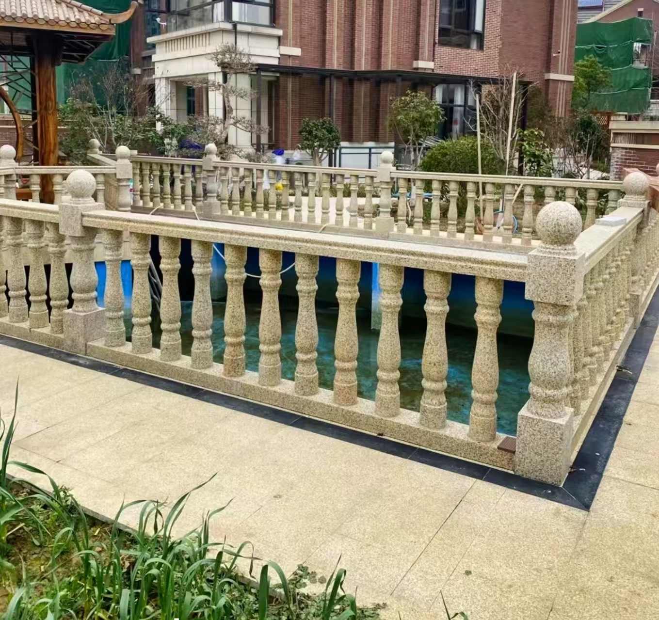 汉中黄金麻花岗岩石材栏杆，扶手，将军柱，花瓶柱