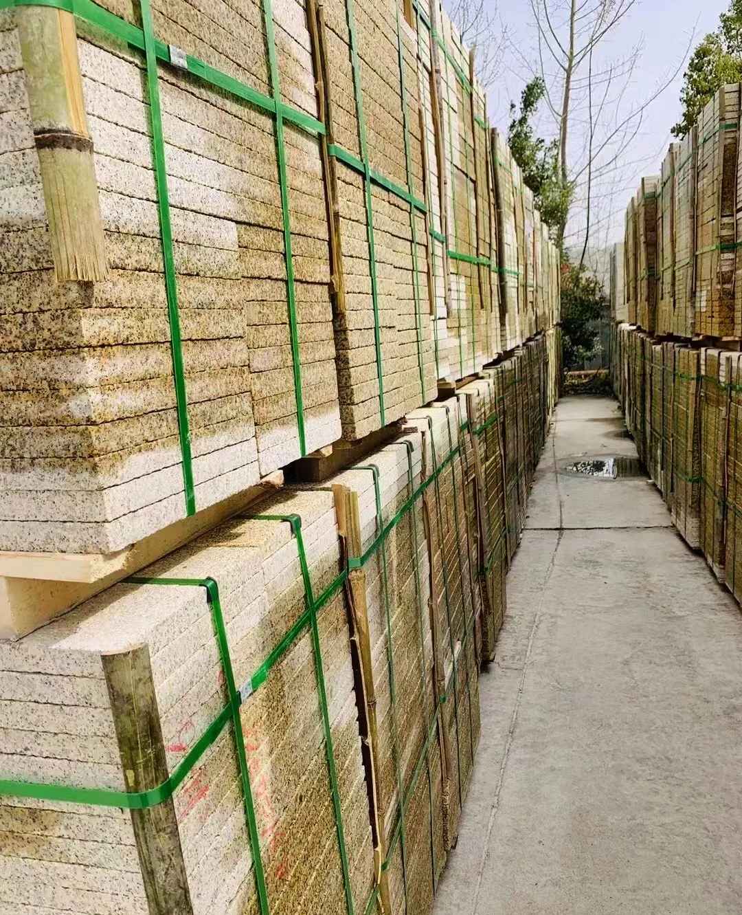 汉中 黄金麻花岗岩荔枝面地铺石