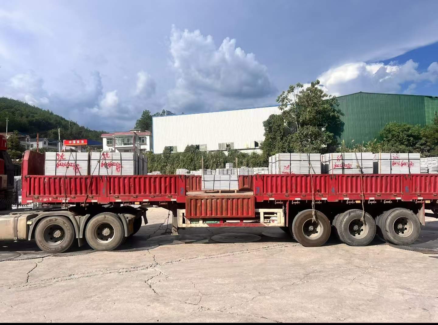 汉中 芝麻灰花岗岩地铺石出货日常