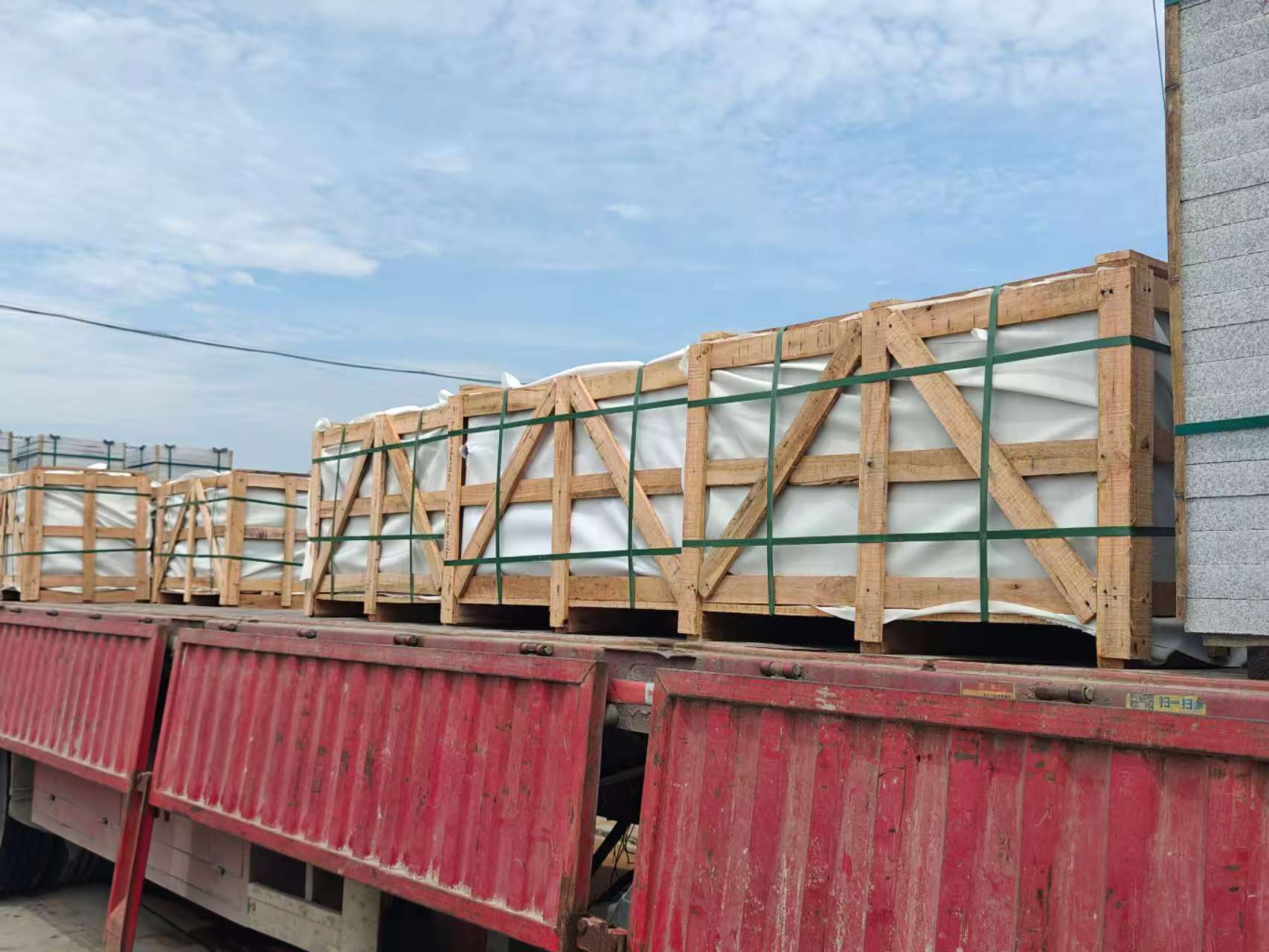 汉中 芝麻白花岗岩地铺石出口专车-泰国游