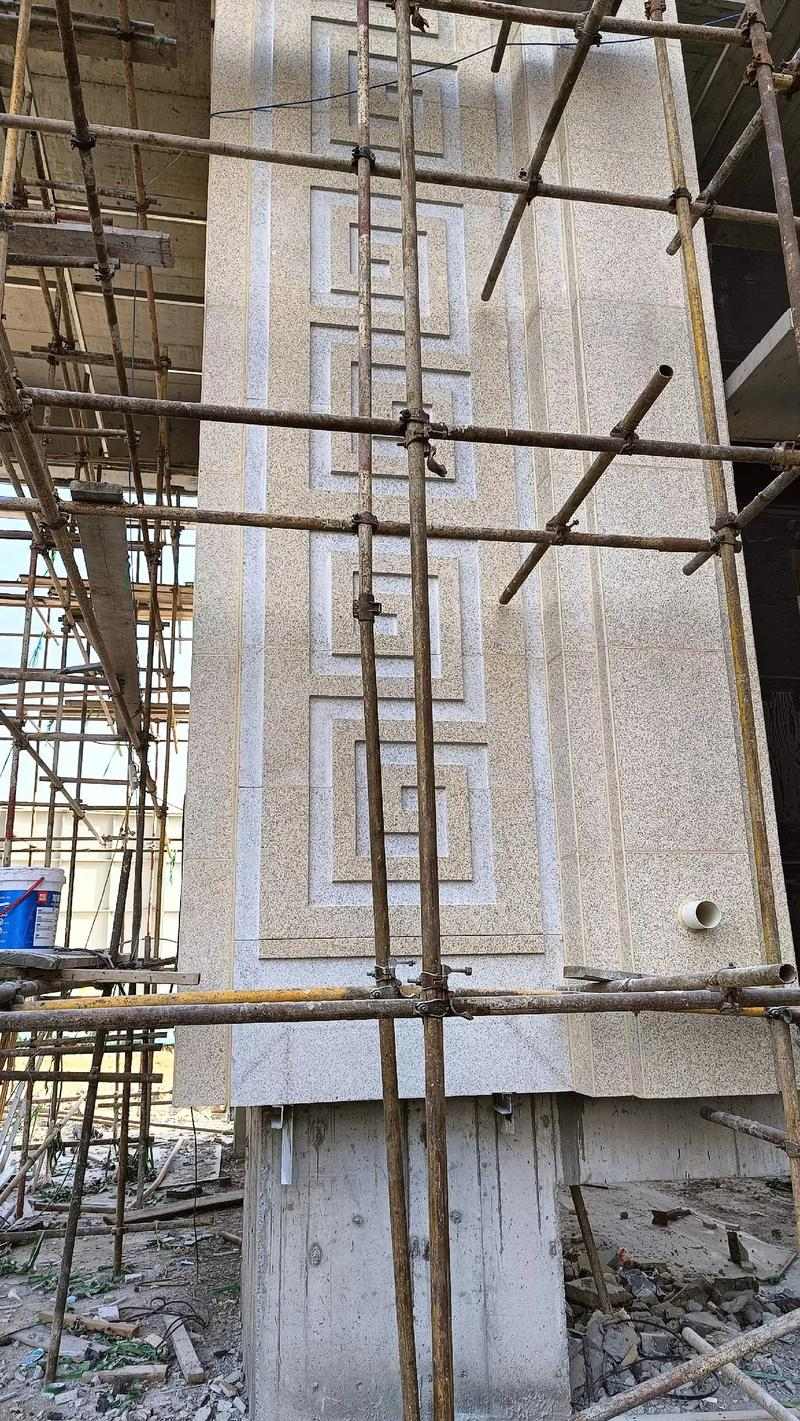 汉中 黄金麻花岗岩别墅外墙干挂回纹造型效果