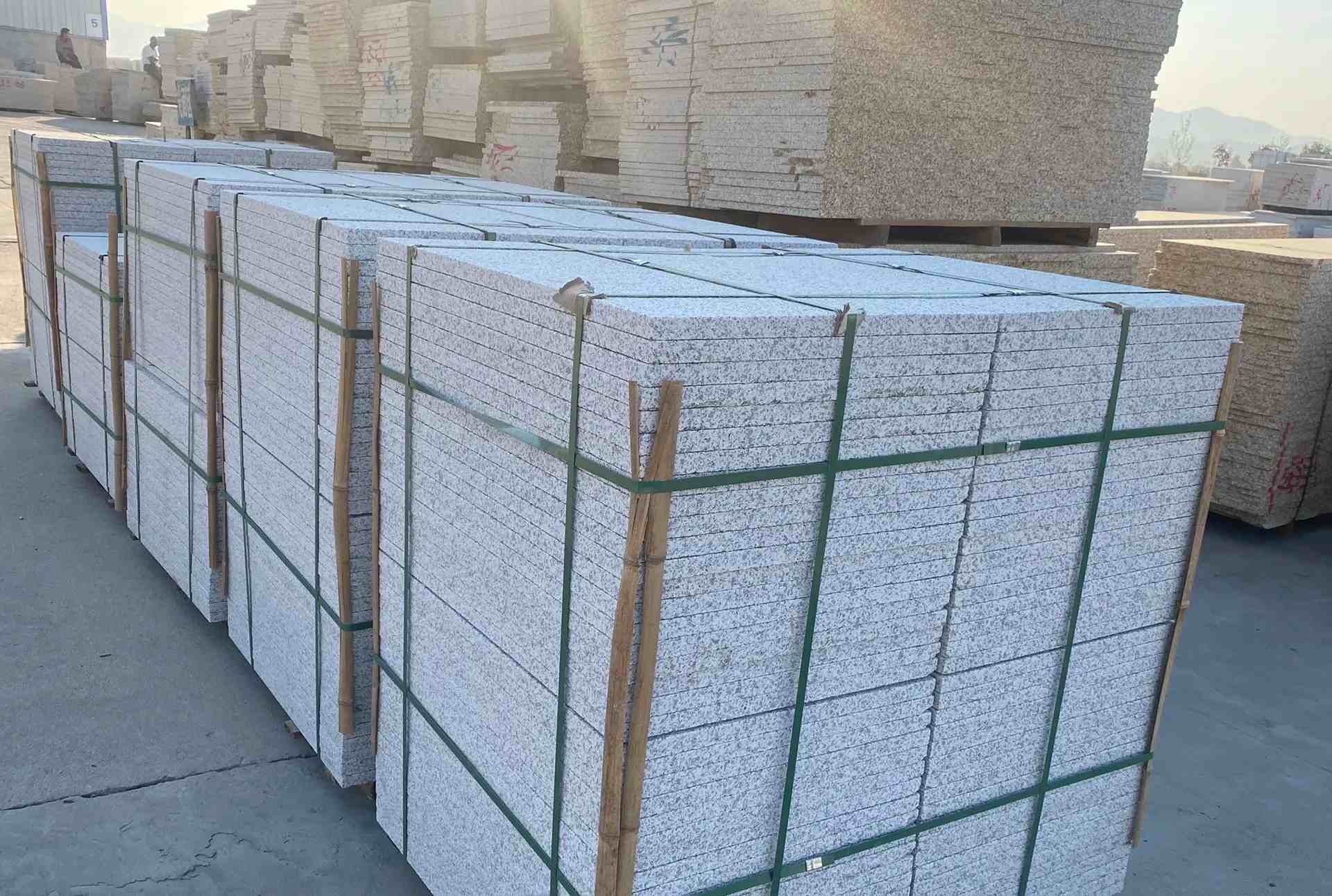 汉中 白麻花岗岩荔枝面地铺石